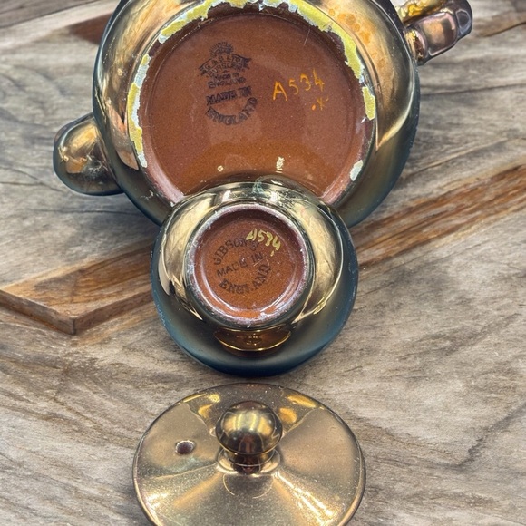 G&S Ltd. Gibson and Sons Burslem.Copper Toned Lustreware. Vintage Ceramic Teapot - Picture 9 of 10